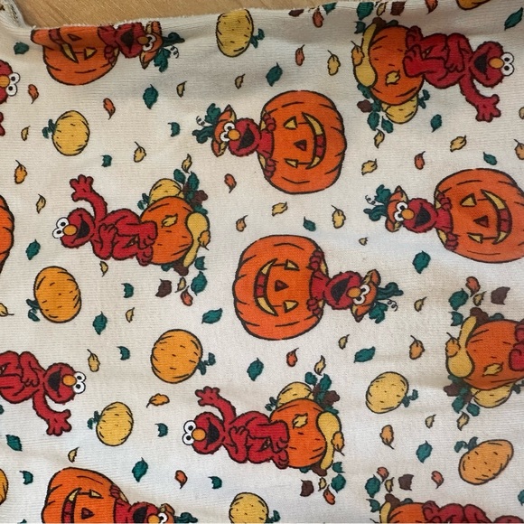 Hanna Andersson Sesame Street Elmo & Pumpkin Print Onesie - Picture 3 of 5
